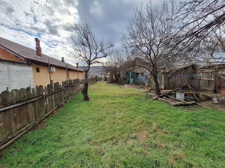 Casă cu Teren 383 Mp în Central