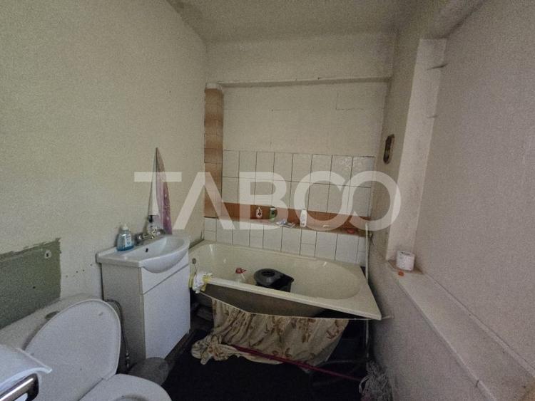 Casă individuală cu 2 camere cu Canalizare în Turnișor