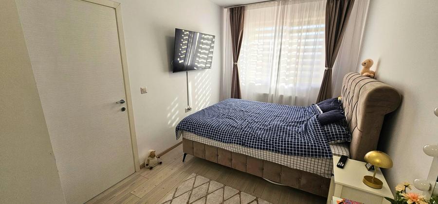 Apartament cu 2 camere semidecomandat, mobilat în Theodor Pallady