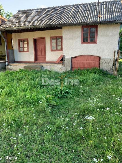 Casă cu 6 camere cu Teren 2793 Mp în Ghimeș