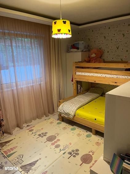 Casă cu 4 camere cu Teren 3000 Mp în Crihan