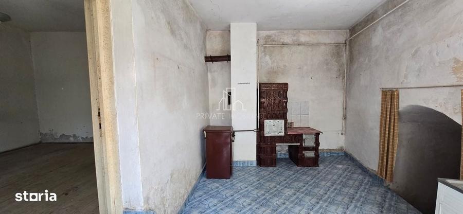 Casă cu 3 camere în Roadeș