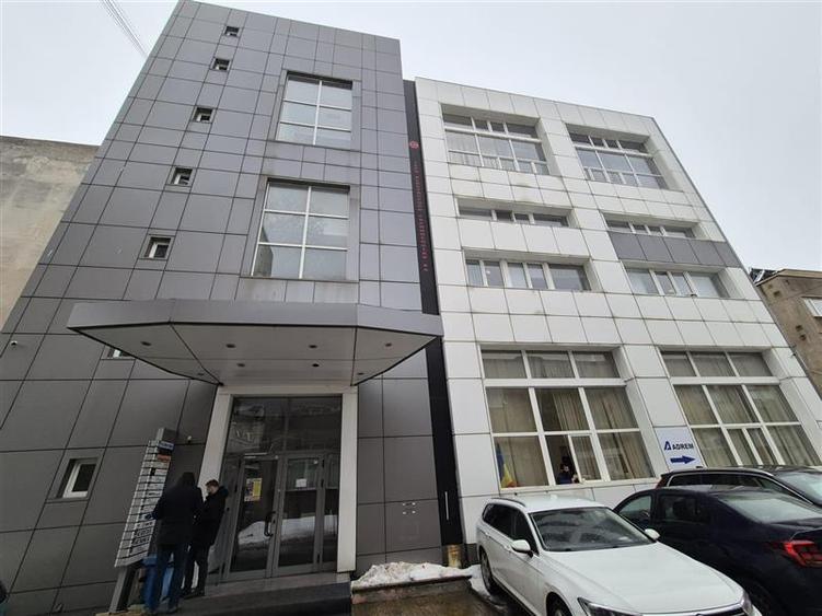 Birou, de 20 mp, în Splaiul Unirii