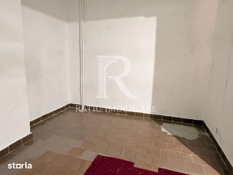 Spațiu comercial, de 120 mp, în Decebal