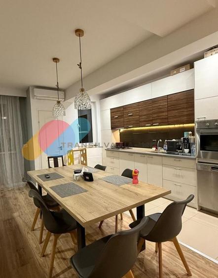 Apartament cu 3 camere semidecomandat în Florești