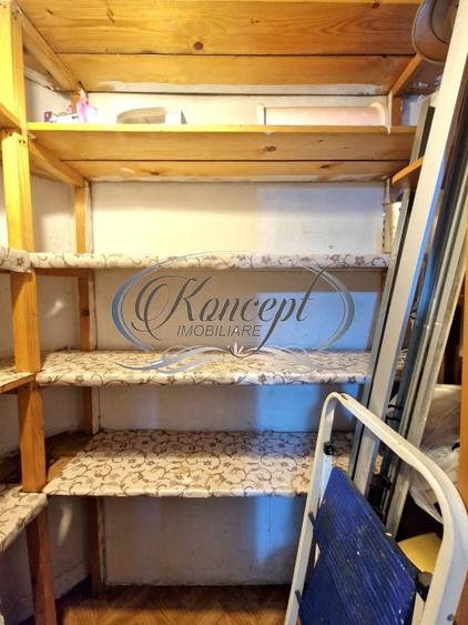 Apartament cu 3 camere decomandat, mobilat în Central