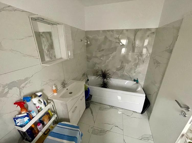 Casă cu 3 camere cu Teren 329 Mp în Moșnița Veche