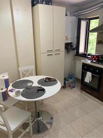 Apartament cu 2 camere semidecomandat în Giroc