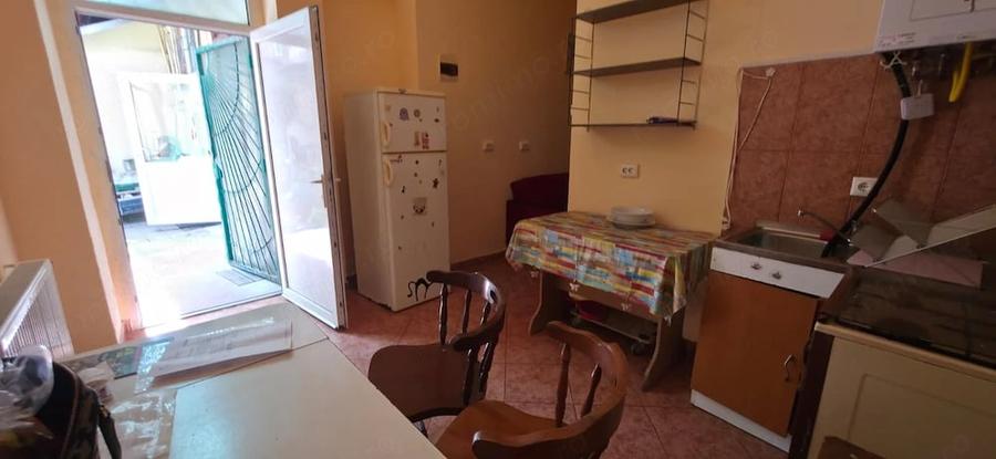 Garsonieră decomandată în Neptun
