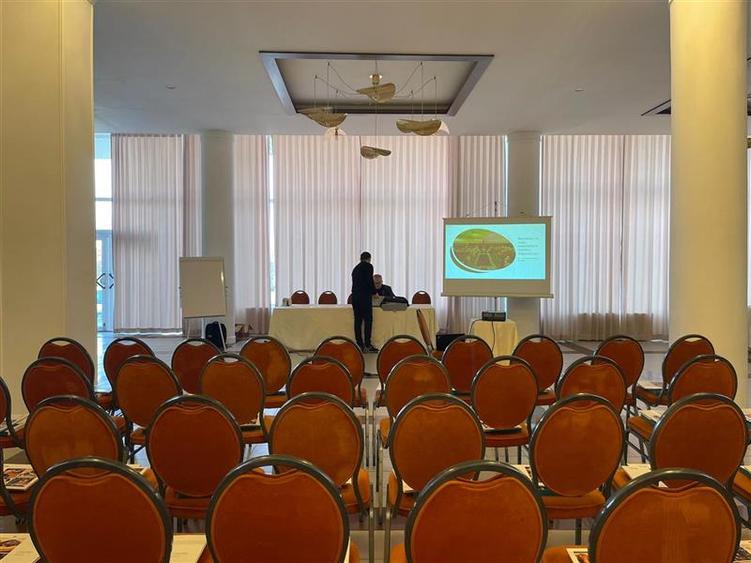 Hotel/Pensiune, de 4,484 mp, în Șagului