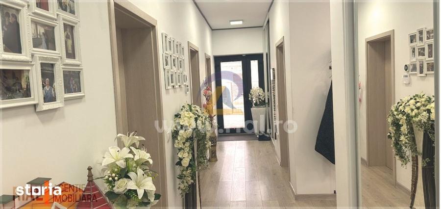 Casă cu 4 camere cu Teren 1141 Mp în Central