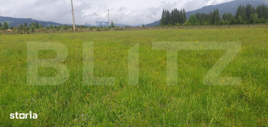 Teren de 6200 mp, în Central