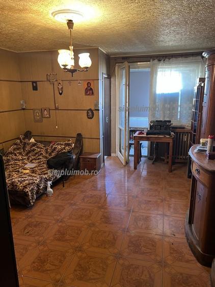 Garsonieră decomandată în Dristor