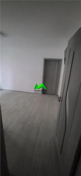 Birou, de 53 mp, în Vasile Aaron