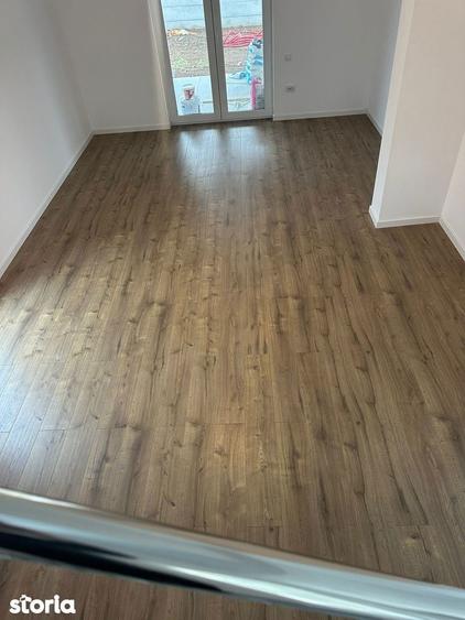 Vand casa individuala cu etaj Dragomire?ti Deal strada Crizantemelor - 14