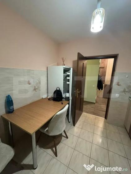 Apartament cu 2 camere decomandat în Florești
