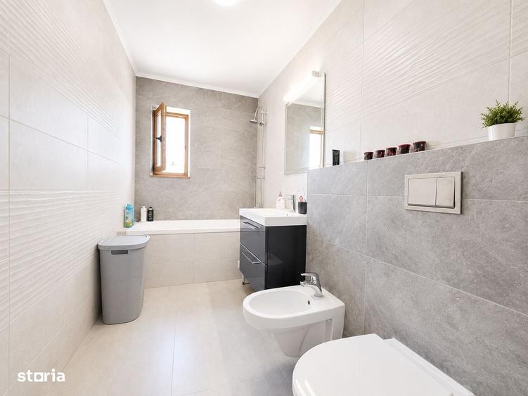 Apartament cu 3 camere semidecomandat în Florești — fotografia 1