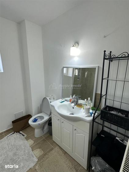 Casă cu 3 camere cu Teren 2000 Mp în Central