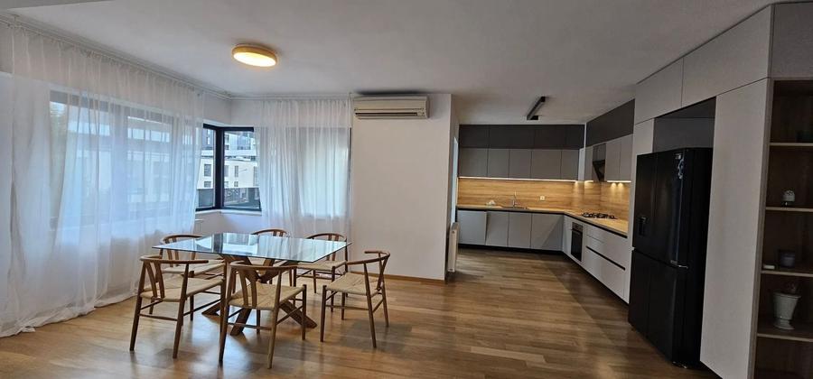 Apartament cu 3 camere în Aviației