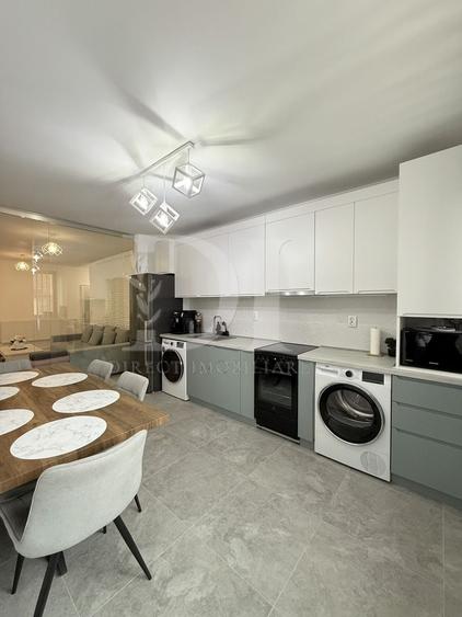 Apartament cu 3 camere semidecomandat, mobilat în Florești — fotografia 3