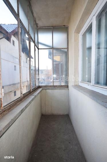 Apartament cu 4 camere decomandat în Gară