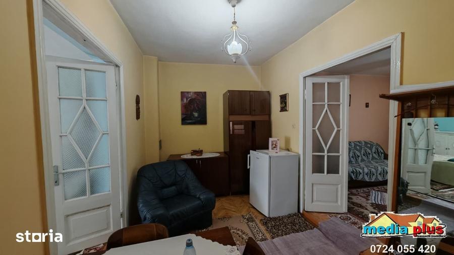 Casă cu 4 camere cu Teren 565 Mp în Central