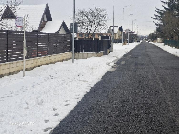 Teren de 500 mp, în Stupini