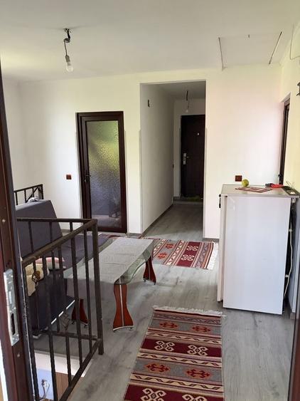 Casă cu 4 camere în Ghioșești