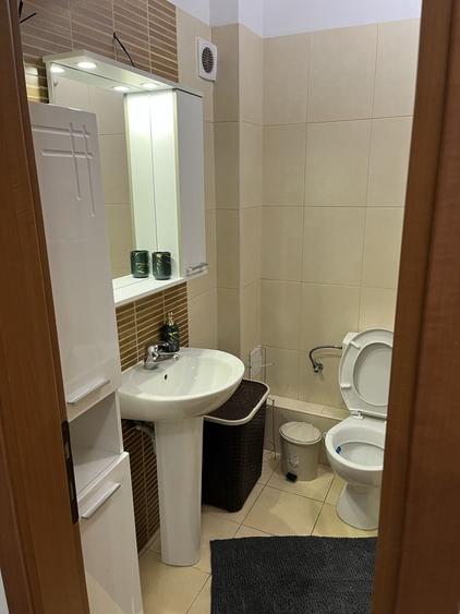 Garsonieră decomandată în Vitan