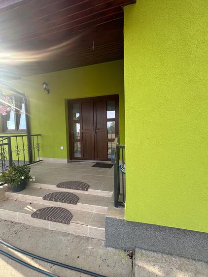 Casă cu 3 camere în Central