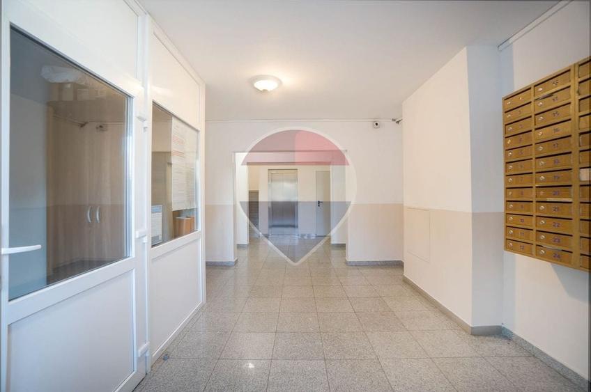 Garsonieră decomandată în Bartolomeu