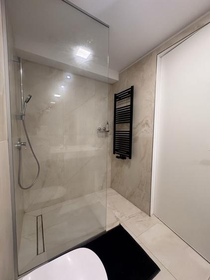 Apartament cu 2 camere decomandat în Pipera