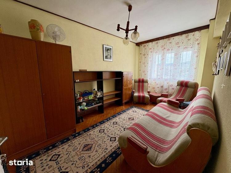 Apartament cu 4 camere decomandat în Mănăștur