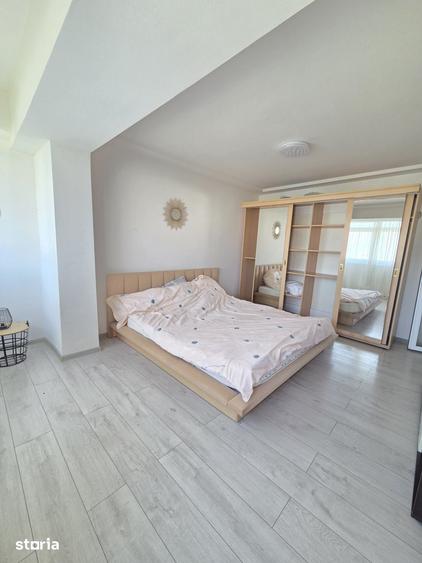 Apartament cu 2 camere decomandat în Școlilor