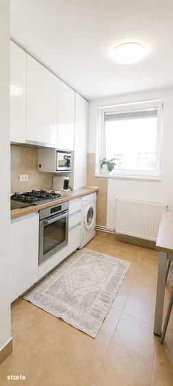 Apartament cu 2 camere decomandat în Romanilor