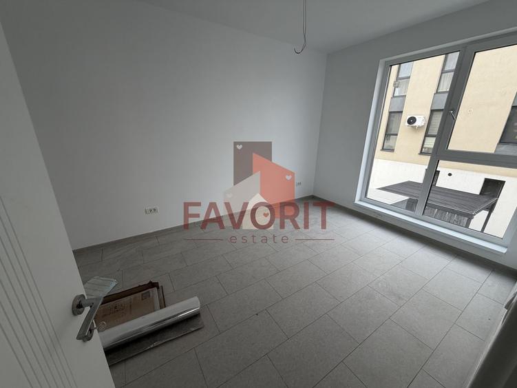Terasa 40 mp. Zona Buziasului. Luminos. - 16
