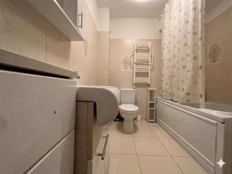 Apartament cu 2 camere decomandat, mobilat în Aeroport