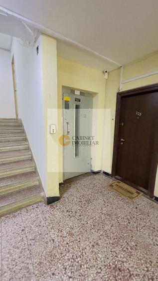 Apartament cu 2 camere decomandat în Drumul Taberei