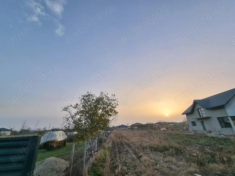 Teren intravilan 1.567 mp Comuna Maracineni, sat Potoceni - 2