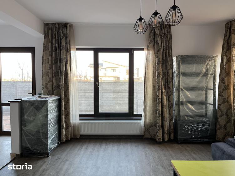 Casă cu 5 camere cu Teren 250 Mp în Central