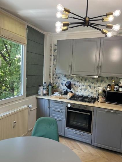 Apartament cu 2 camere decomandat, mobilat în Arcul de Triumf