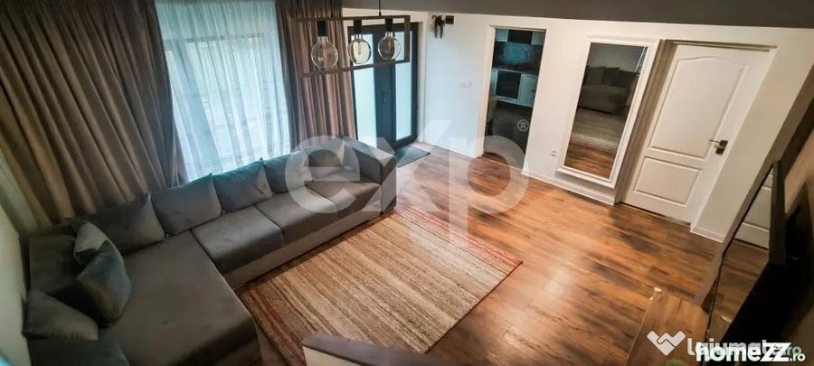 Casă cu 5 camere cu Teren 1060 Mp în Central