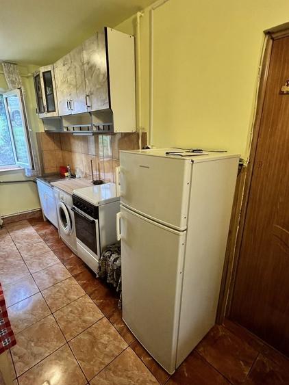 Apartament cu 2 camere semidecomandat în Exterior Vest