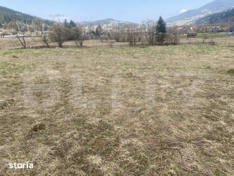 Teren de 4047 mp, în Central