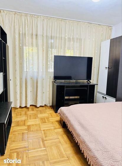 Apartament cu 3 camere, mobilat în Central