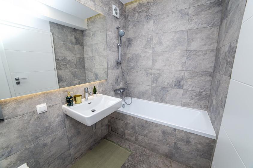 Apartament cu 2 camere decomandat în Dămăroaia