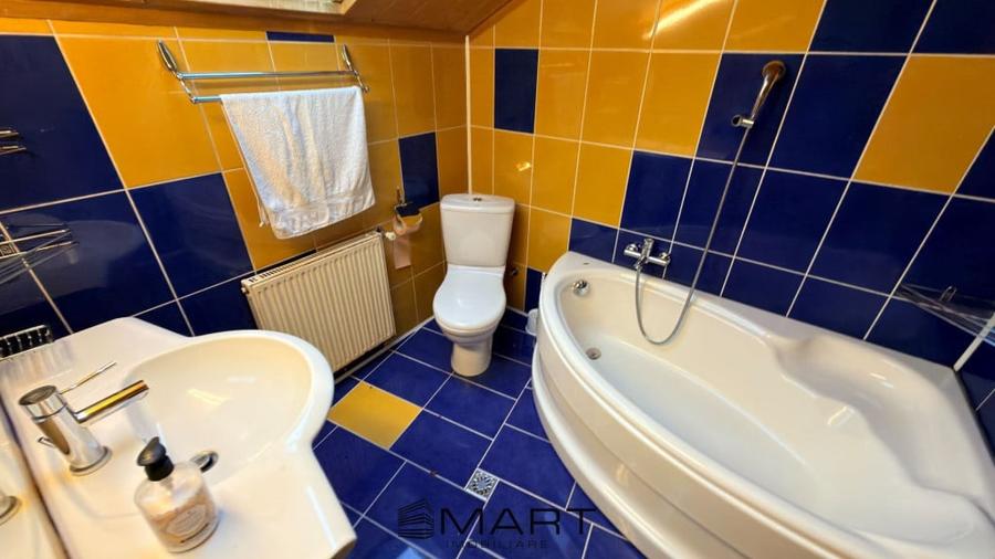 Casă cu 6 camere cu Teren 200 Mp în Calea Dumbrăvii