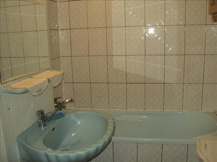 De inchiriat apartament cu doua camere in zona spitalul judetean Vrancea. - 9