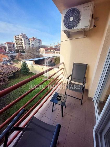 Apartament cu 2 camere decomandat în Cantemir