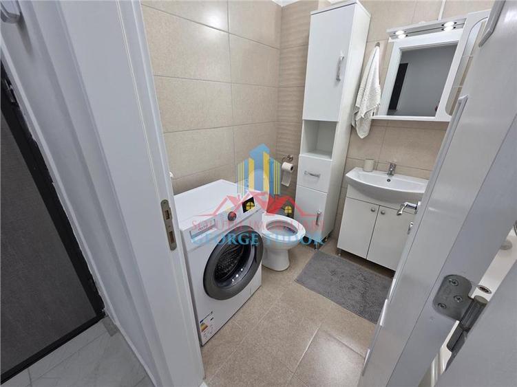 Apartament cu 2 camere semidecomandat, mobilat în Militari